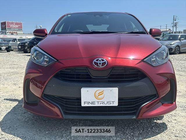 Toyota YARIS 2020-09 8211180-12