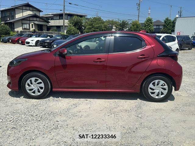Toyota YARIS 2020-09 8211180-18