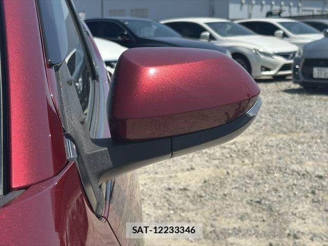 Toyota YARIS 2020-09 8211180-21