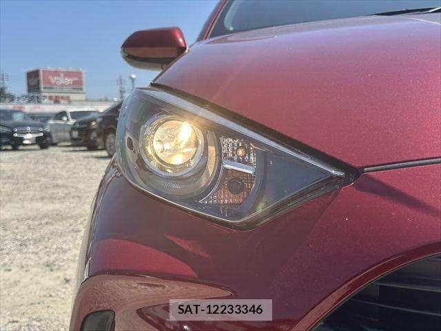 Toyota YARIS 2020-09 8211180-26