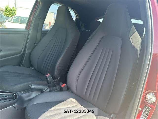 Toyota YARIS 2020-09 8211180-28