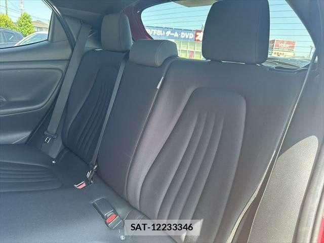 Toyota YARIS 2020-09 8211180-29