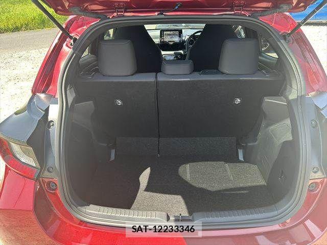 Toyota YARIS 2020-09 8211180-8