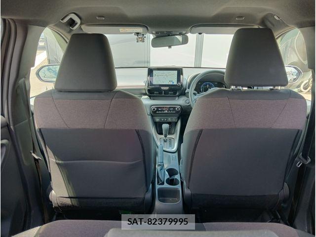 Toyota YARIS 2024-09 8211176-22