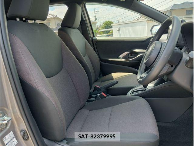 Toyota YARIS 2024-09 8211176-8