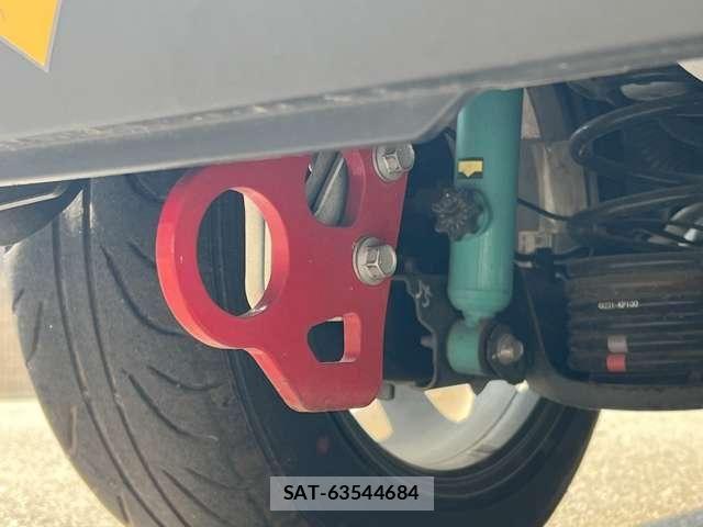 Toyota YARIS 2021-12 8211174-18