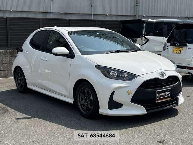 Toyota YARIS 2021-12 8211174-5
