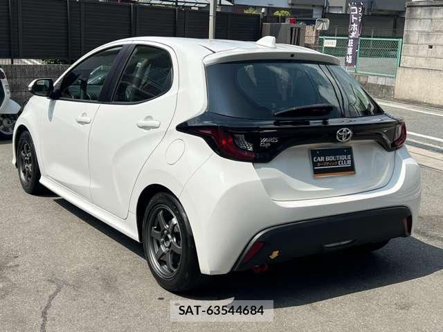 Toyota YARIS 2021-12 8211174-7
