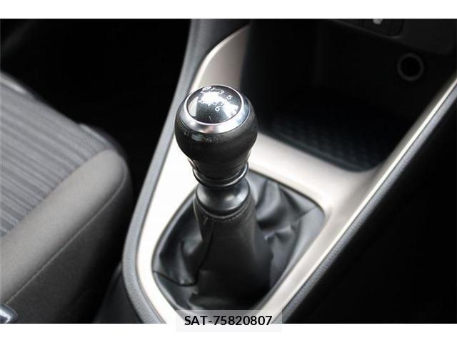 Toyota YARIS 2020-07 8232553-1