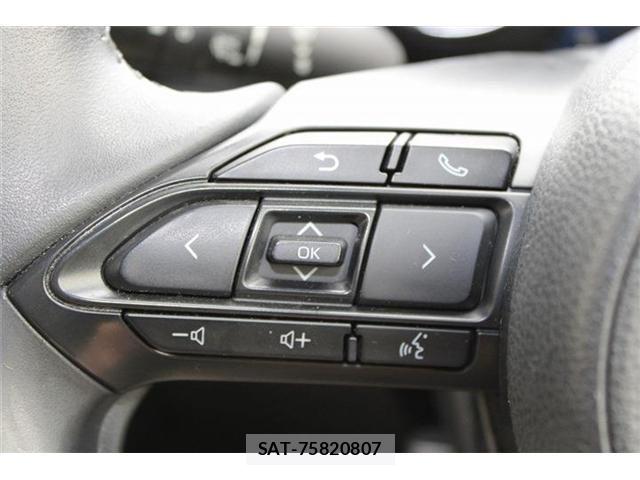 Toyota YARIS 2020-07 8232553-29