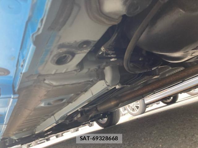 Toyota YARIS 2021-11 8232552-9