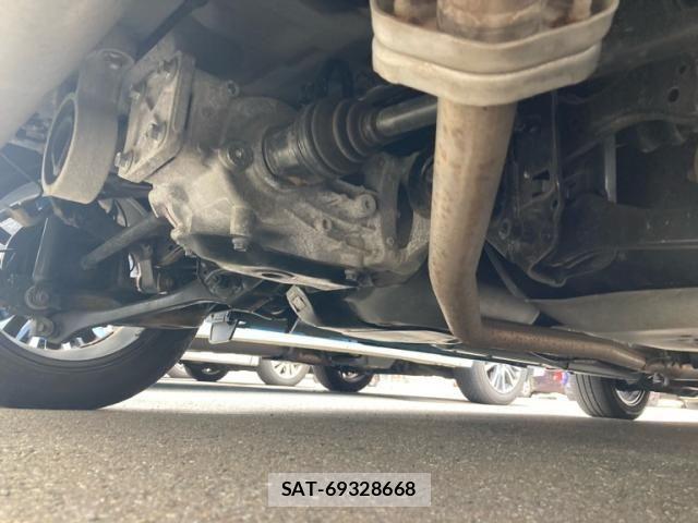 Toyota YARIS 2021-11 8232552-11