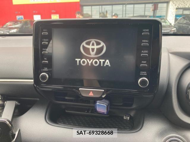 Toyota YARIS 2021-11 8232552-21