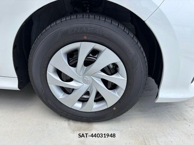 Toyota YARIS 2026-07 8232551-8