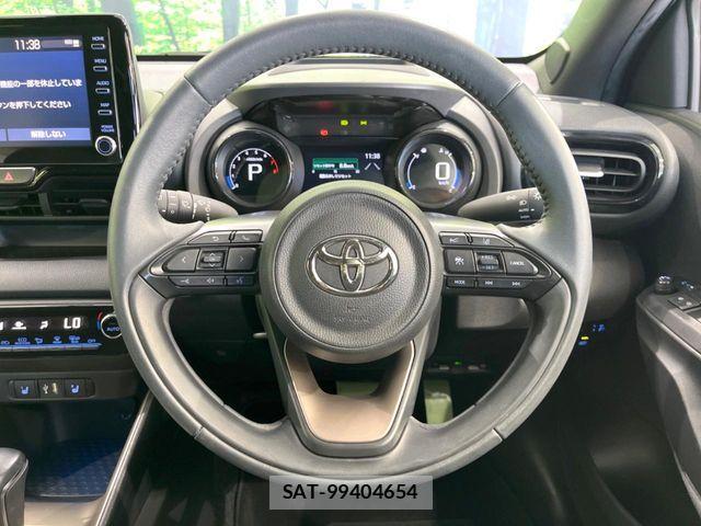 Toyota YARIS 2021-08 8247267-10