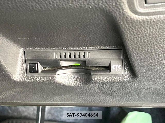 Toyota YARIS 2021-08 8247267-6