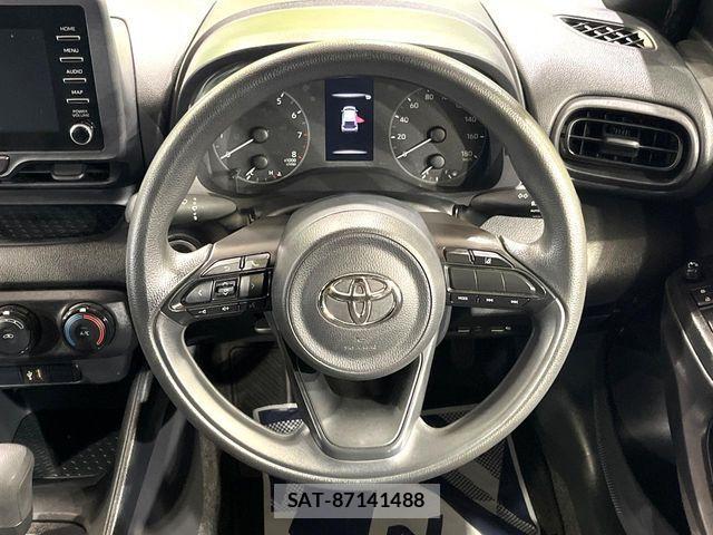 Toyota YARIS 2021-07 8247273-10