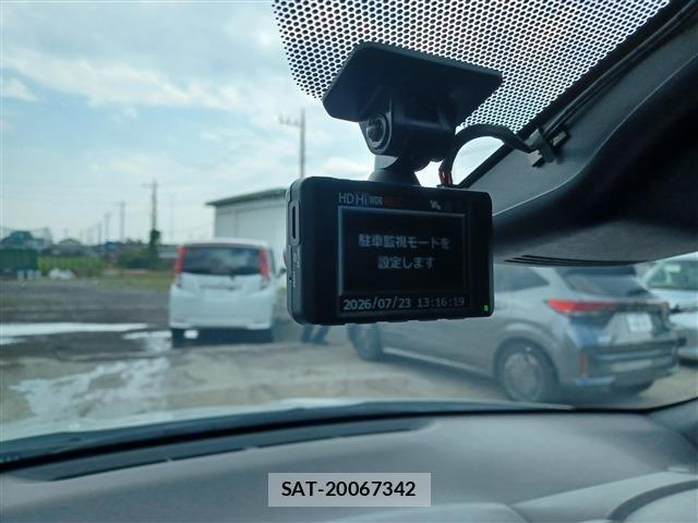 Toyota YARIS 2021-07 8247275-8