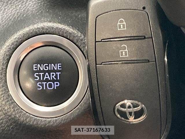 Toyota YARIS 2021-07 8247271-9