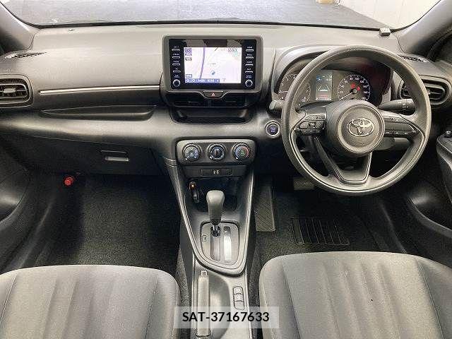 Toyota YARIS 2021-07 8247271-1