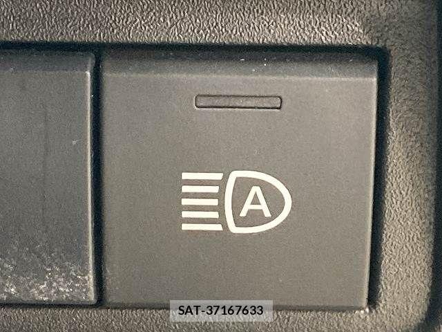 Toyota YARIS 2021-07 8247271-8