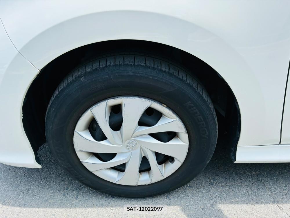 Toyota YARIS 2022-07 8111253-28