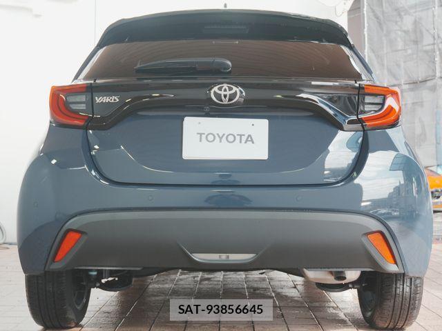 Toyota YARIS 2025-03 8247266-10