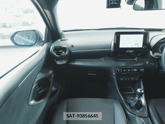 Toyota YARIS 2025-03 8247266-11