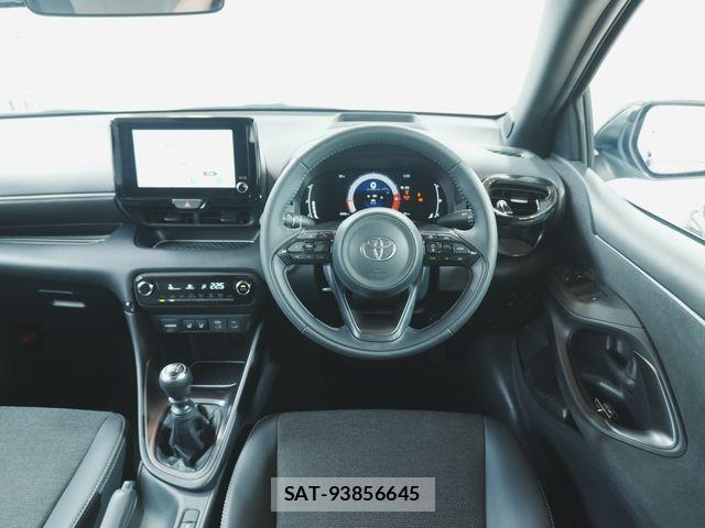 Toyota YARIS 2025-03 8247266-12