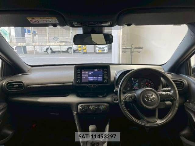 Toyota YARIS 2020-04 8247276-2