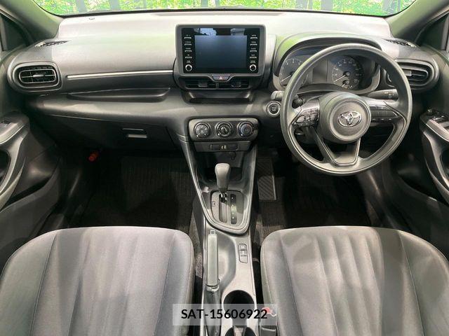 Toyota YARIS 2021-06 8247272-1