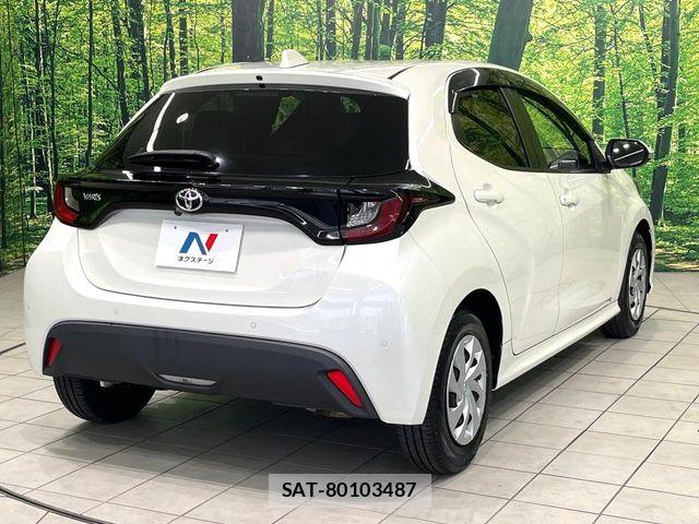 Toyota YARIS 2021-02 8247274-16