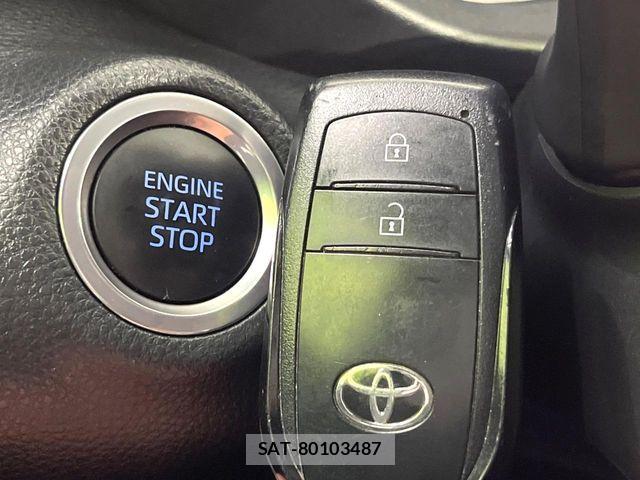 Toyota YARIS 2021-02 8247274-6