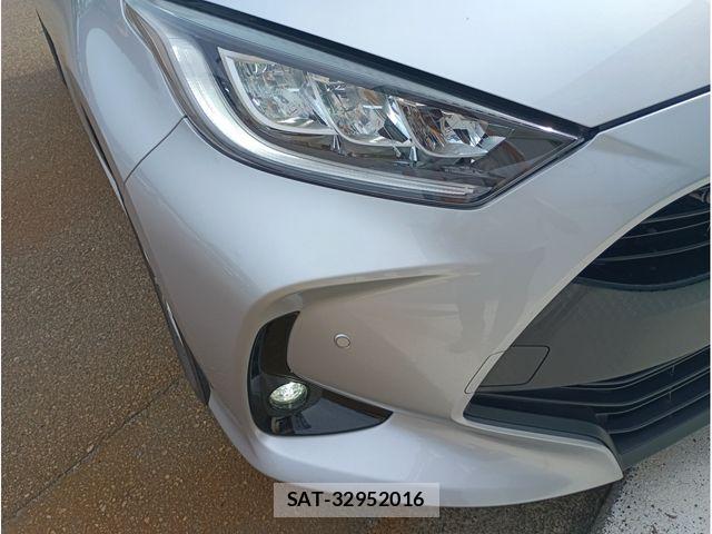 Toyota YARIS 2021-06 8318313-4