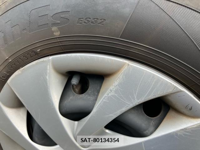 Toyota YARIS 2020-03 8318320-9