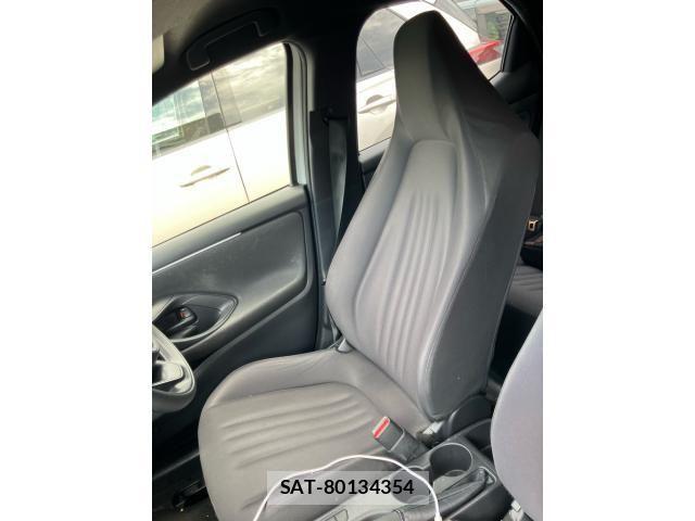 Toyota YARIS 2020-03 8318320-13