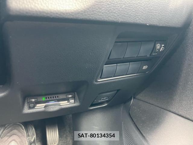 Toyota YARIS 2020-03 8318320-16
