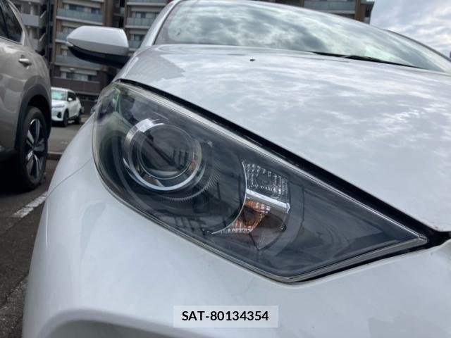 Toyota YARIS 2020-03 8318320-4