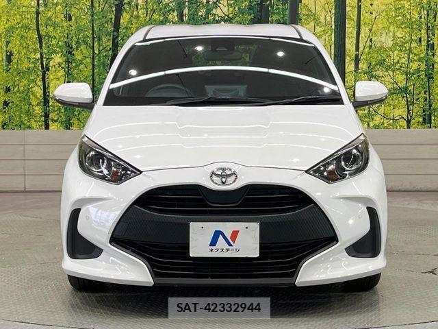 Toyota YARIS 2021-07 8318315-13