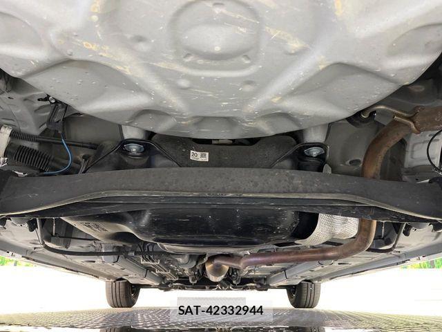 Toyota YARIS 2021-07 8318315-18