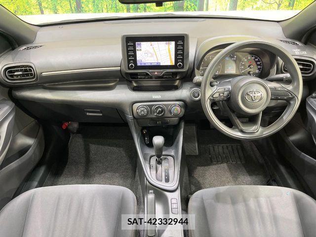 Toyota YARIS 2021-07 8318315-1