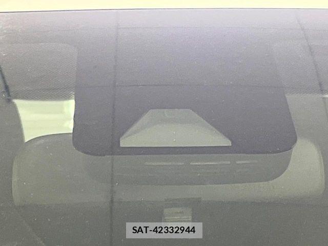 Toyota YARIS 2021-07 8318315-6