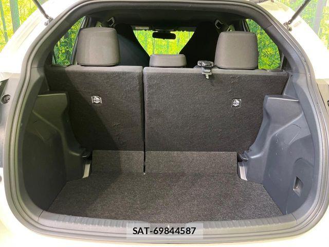 Toyota YARIS 2021-07 8318317-10