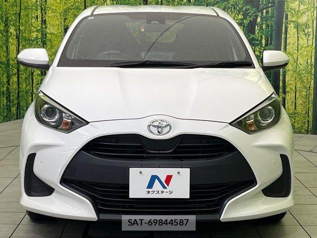 Toyota YARIS 2021-07 8318317-13