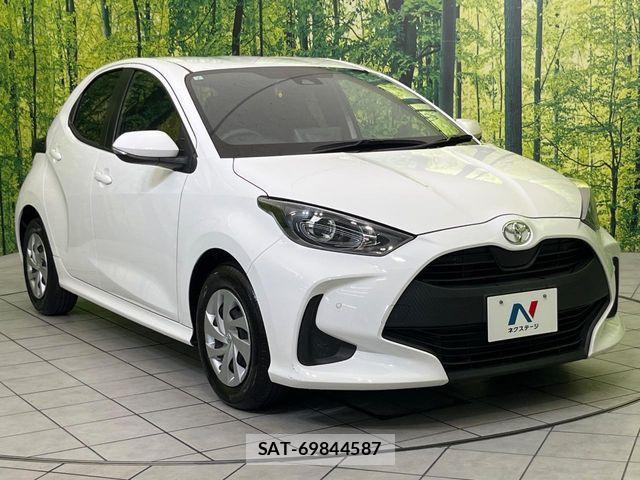 Toyota YARIS 2021-07 8318317-15