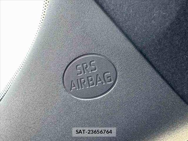 Toyota YARIS 2020-06 8318318-23