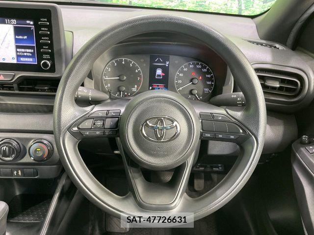 Toyota YARIS 2021-07 8318316-10