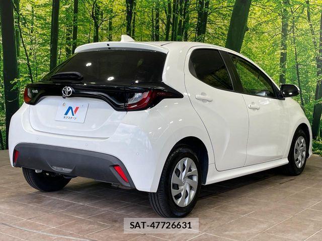 Toyota YARIS 2021-07 8318316-16