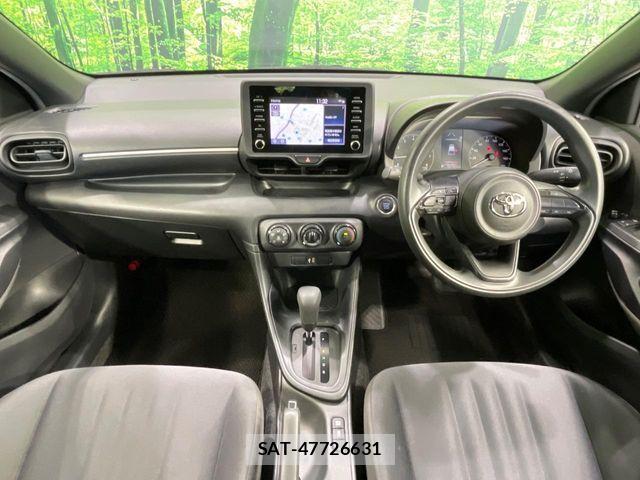 Toyota YARIS 2021-07 8318316-1