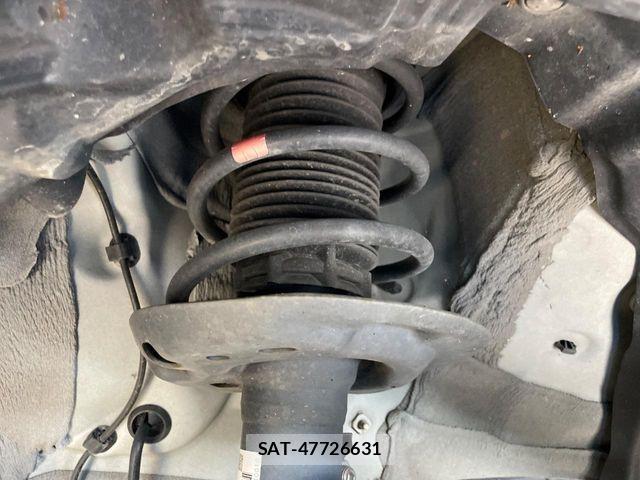 Toyota YARIS 2021-07 8318316-19